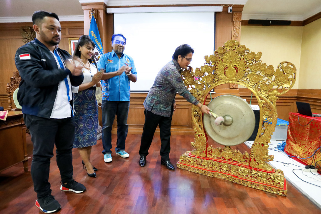 Gandeng Pemuda Untuk Membangun Daerah